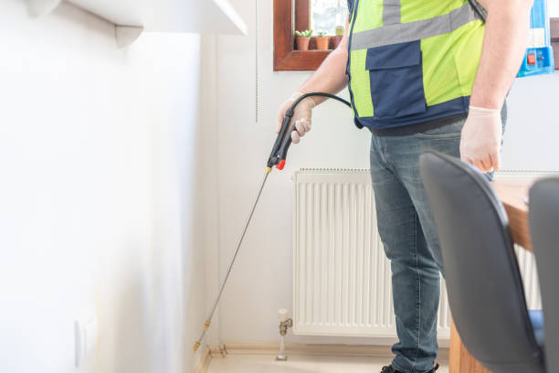 Best Best Pest Control Companies  in Louisville, MS